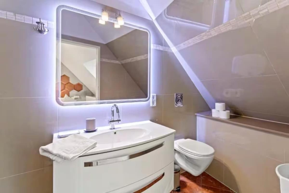 2 Minutes To Metro I Rooftop I Designer Wien